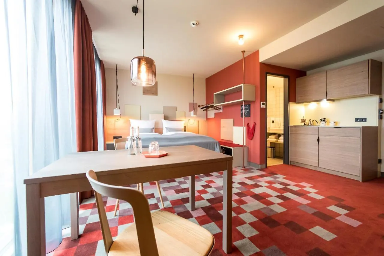 Hotel Einsmehr Augsburg 3*,