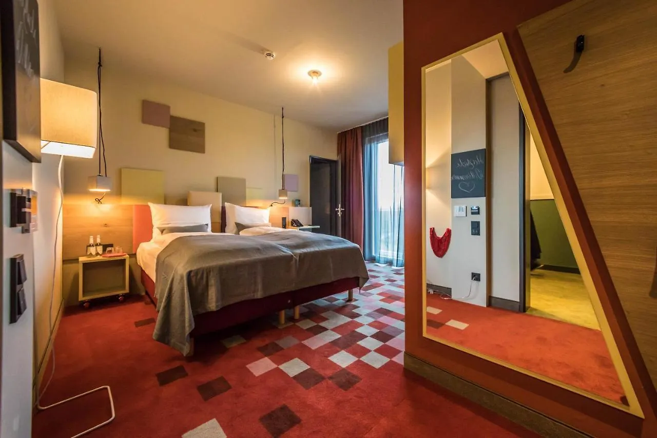 Hotel Einsmehr アウグスブルク